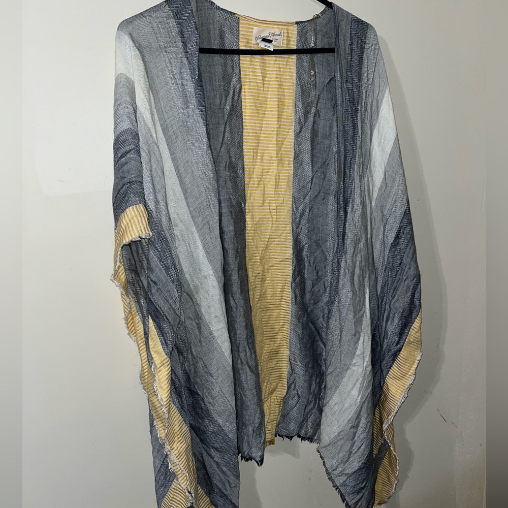 Universal Thread summer kimono